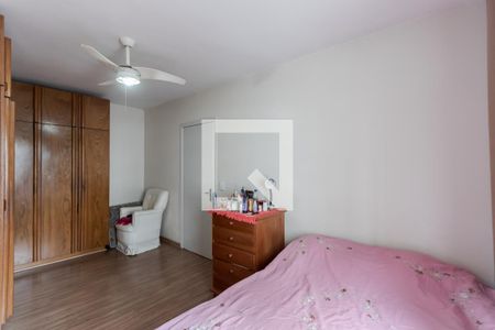 Quarto 1 de apartamento para alugar com 2 quartos, 100m² em São João, Porto Alegre