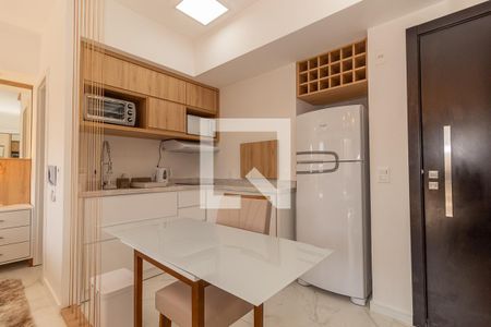 Sala/Cozinha de kitnet/studio para alugar com 0 quarto, 37m² em Boa Vista, Porto Alegre