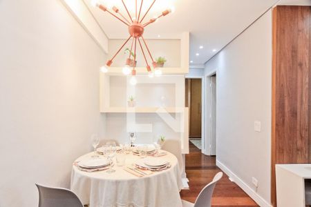 Sala de apartamento para alugar com 2 quartos, 53m² em Piqueri, São Paulo