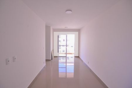 Sala de apartamento para alugar com 3 quartos, 61m² em Parque Fongaro, São Paulo