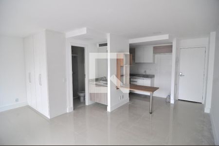 Sala e Quarto de apartamento para alugar com 1 quarto, 40m² em Freguesia de Jacarepaguá, Rio de Janeiro