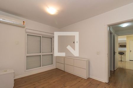 Quarto 1 Suite de apartamento para alugar com 2 quartos, 63m² em Passo D’areia, Porto Alegre