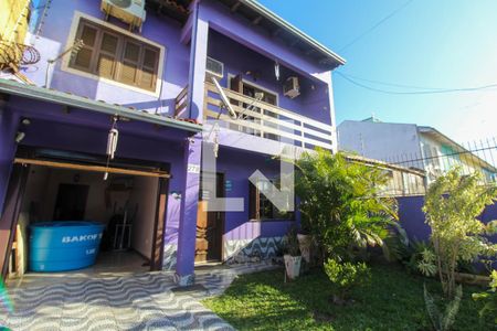 Fachada de casa à venda com 4 quartos, 300m² em Mato Grande, Canoas