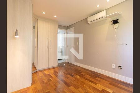 Suíte  de apartamento para alugar com 2 quartos, 61m² em Vila Isa, São Paulo