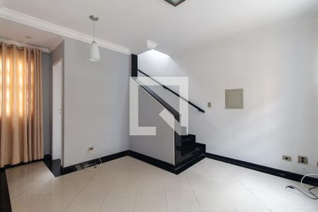 Sala de casa de condomínio à venda com 2 quartos, 70m² em Vila Esperança, São Paulo