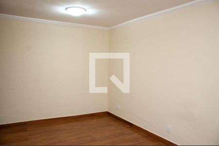 Sala de apartamento para alugar com 3 quartos, 37m² em Riacho das Pedras, Contagem