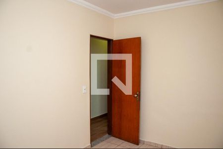 Quarto 1 de apartamento para alugar com 3 quartos, 37m² em Riacho das Pedras, Contagem