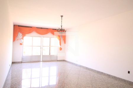 Quarto de casa para alugar com 2 quartos, 200m² em Vila Baruel, São Paulo