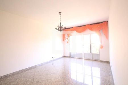 Quarto de casa para alugar com 2 quartos, 200m² em Vila Baruel, São Paulo