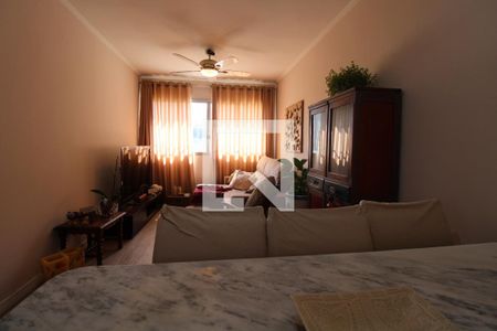 Sala de apartamento à venda com 2 quartos, 63m² em Cambuí, Campinas