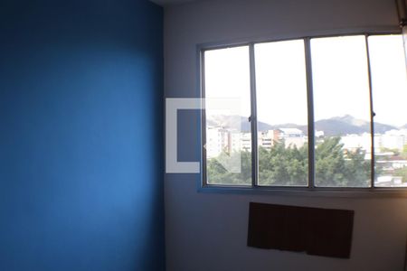 Quarto 1 de apartamento para alugar com 2 quartos, 76m² em Taquara, Rio de Janeiro