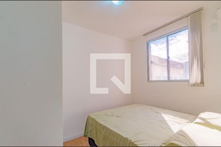 Quarto 2 de apartamento para alugar com 2 quartos, 45m² em Jardim das Margaridas, Salvador