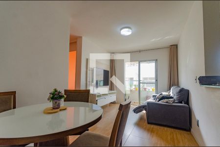 Sala de apartamento para alugar com 2 quartos, 45m² em Jardim das Margaridas, Salvador