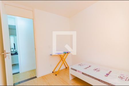 Quarto 1 de apartamento para alugar com 2 quartos, 45m² em Jardim das Margaridas, Salvador