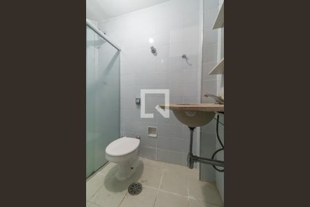 Banheiro de apartamento à venda com 1 quarto, 42m² em Sumarezinho, São Paulo