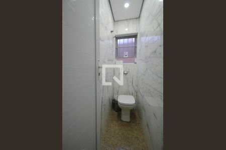 Lavabo de casa para alugar com 4 quartos, 304m² em Vila Mariana, São Paulo