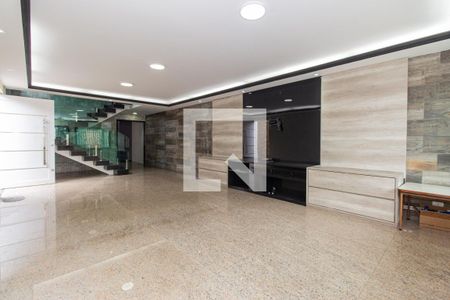 Sala de casa à venda com 4 quartos, 304m² em Vila Mariana, São Paulo