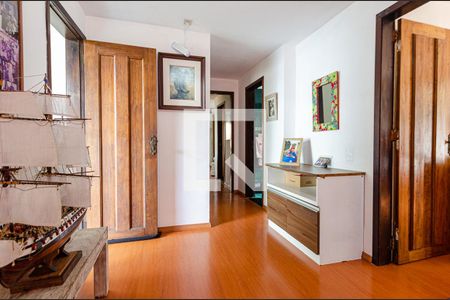 Hall de apartamento à venda com 3 quartos, 200m² em São Francisco, Niterói