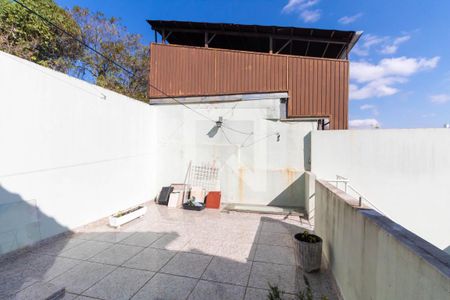 Varanda churrasqueira de casa à venda com 4 quartos, 250m² em Conjunto Habitacional Padre José de Anchieta, São Paulo