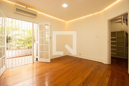 Sala 3 de casa para alugar com 3 quartos, 203m² em Vila Mariana, São Paulo