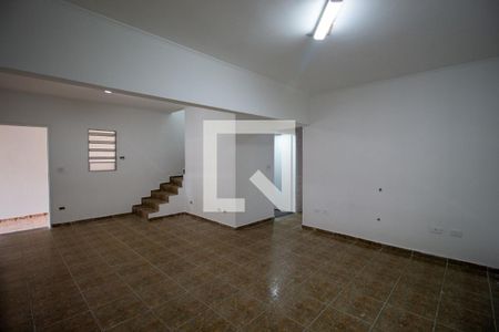 Casa para alugar com 300m², 4 quartos e 4 vagasSala