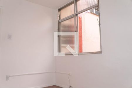 Quarto 1 de apartamento para alugar com 3 quartos, 70m² em Cubango, Niterói