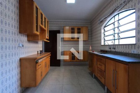 Casa à venda com 146m², 3 quartos e 2 vagas Casa à venda com 146m², 3 quartos e 2 vagasCozinha