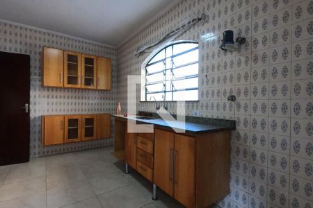 Casa à venda com 146m², 3 quartos e 2 vagas Casa à venda com 146m², 3 quartos e 2 vagasCozinha