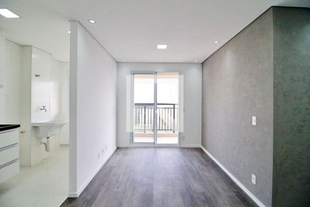 Sala de apartamento para alugar com 2 quartos, 60m² em Campestre, Santo André