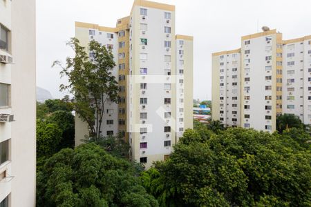 Vista de apartamento à venda com 1 quarto, 48m² em Freguesia de Jacarepaguá, Rio de Janeiro