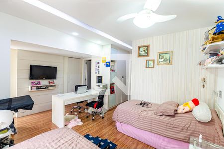 Suite 1 de apartamento à venda com 4 quartos, 450m² em Icaraí, Niterói