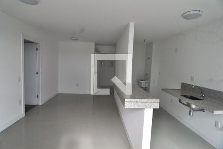 Sala de apartamento à venda com 2 quartos, 79m² em Barra da Tijuca, Rio de Janeiro