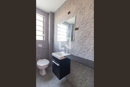 Banheiro de casa à venda com 3 quartos, 196m² em Vila Lageado, São Paulo