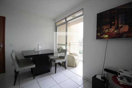 Sala de apartamento para alugar com 3 quartos, 70m² em Jardim Alvorada, Belo Horizonte