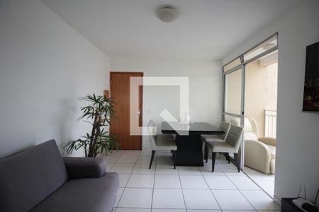 Sala de apartamento para alugar com 3 quartos, 70m² em Jardim Alvorada, Belo Horizonte