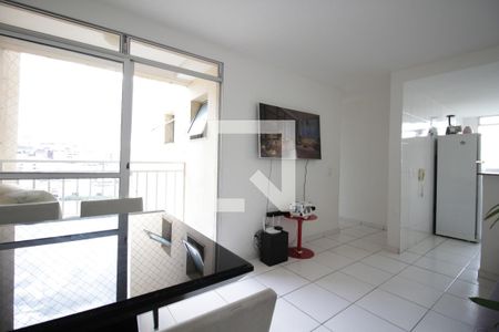 Sala de apartamento para alugar com 3 quartos, 70m² em Jardim Alvorada, Belo Horizonte