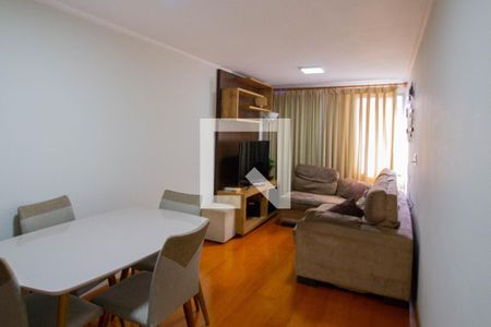 Sala de apartamento à venda com 2 quartos, 56m² em Conjunto Residencial José Bonifácio, São Paulo