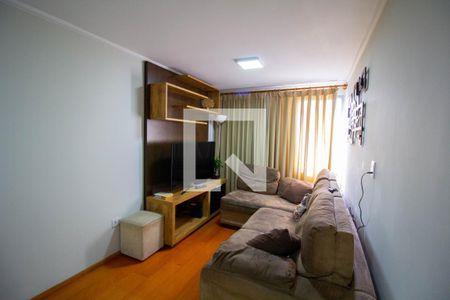 Sala de apartamento à venda com 2 quartos, 56m² em Conjunto Residencial José Bonifácio, São Paulo