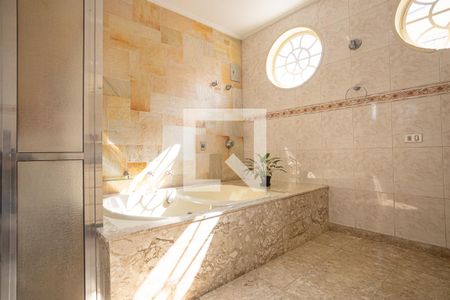 Casa para alugar com 300m², 3 quartos e 4 vagas Casa para alugar com 300m², 3 quartos e 4 vagasBanheiro 2