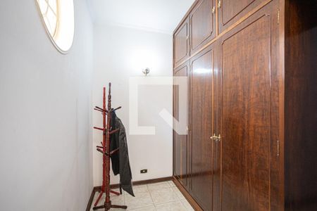 Casa para alugar com 300m², 3 quartos e 4 vagas Casa para alugar com 300m², 3 quartos e 4 vagasCloset
