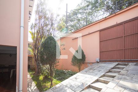 Casa para alugar com 300m², 3 quartos e 4 vagas Casa para alugar com 300m², 3 quartos e 4 vagasQuintal