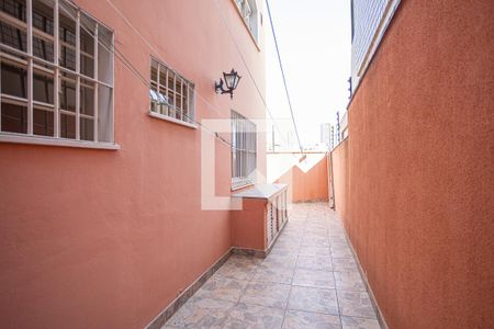 Casa para alugar com 300m², 3 quartos e 4 vagas Casa para alugar com 300m², 3 quartos e 4 vagasCorredor