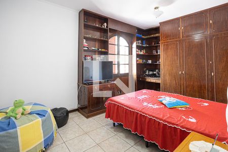 Casa para alugar com 300m², 3 quartos e 4 vagas Casa para alugar com 300m², 3 quartos e 4 vagasQuarto 1