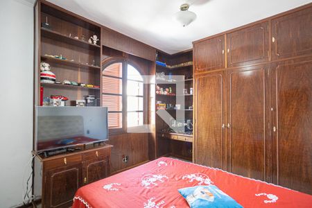 Casa para alugar com 300m², 3 quartos e 4 vagas Casa para alugar com 300m², 3 quartos e 4 vagasQuarto 1