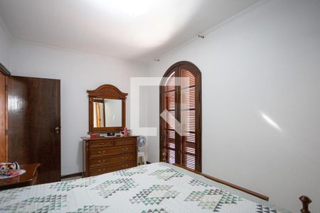 Casa para alugar com 300m², 3 quartos e 4 vagas Casa para alugar com 300m², 3 quartos e 4 vagasSuíte