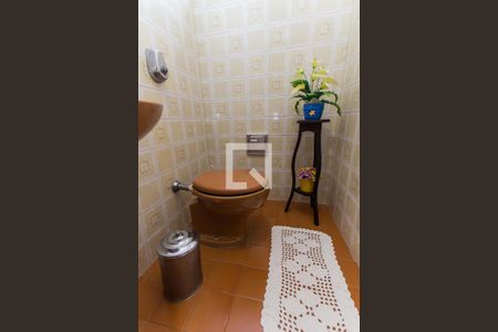 Lavabo de casa para alugar com 3 quartos, 160m² em Vila Gustavo, São Paulo