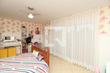 Casa à venda com 769m², 5 quartos e 4 vagas Casa à venda com 769m², 5 quartos e 4 vagasSuíte 4