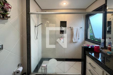 Casa à venda com 769m², 5 quartos e 4 vagas Casa à venda com 769m², 5 quartos e 4 vagasBanheiro - Suíte 4