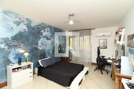 Casa à venda com 769m², 5 quartos e 4 vagas Casa à venda com 769m², 5 quartos e 4 vagasSuíte 3