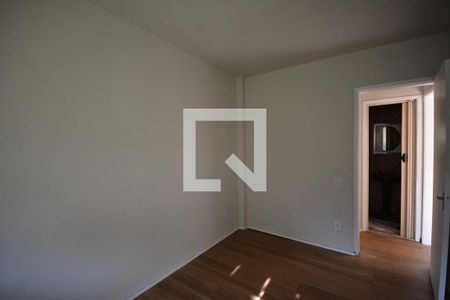 Sala de apartamento para alugar com 2 quartos, 56m² em Cordovil, Rio de Janeiro